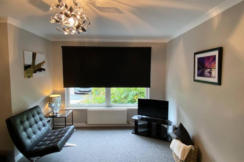 Peter Pan Apartment In The Heart Of Inverness Dalneigh Eksteriør bilde