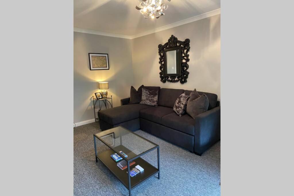 Peter Pan Apartment In The Heart Of Inverness Dalneigh Eksteriør bilde